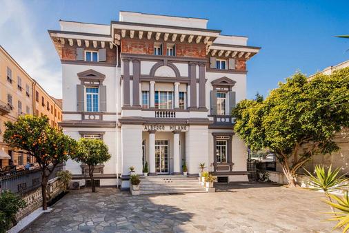 Hotel Milano - San Remo - Building