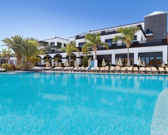 H10 Rubicón Palace - Playa Blanca - Building