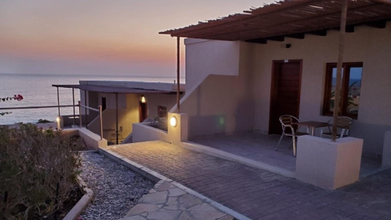 Wadi Shab Beach Resort