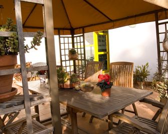 Hotel Blauet by Bossh! Hotels - el Prat de Llobregat - Buiten zicht