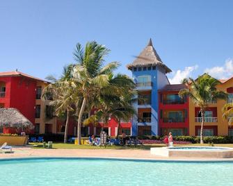 Tropical Princess Beach Resort & Spa - Punta Cana - Building