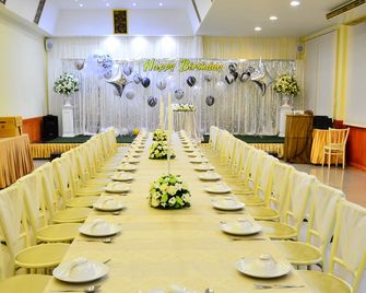 Mekwilai Hotel - Tak - Sala de banquetes