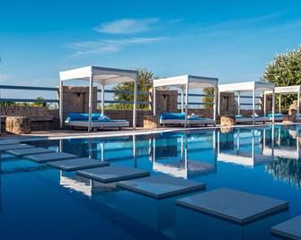 Island Beach Resort - Adults Only - Kavos - Piscine