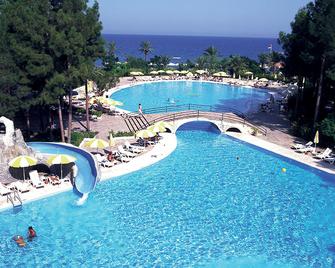 Club Zigana Hotel - Goynuk - Bazén