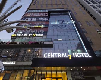 Central Seven Hotel by Kwon Busan Seomyeon - Μπουσάν - Κτίριο