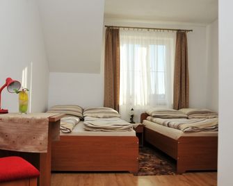 Hotel Restauracja Lorenzo - Stopnica - Habitación
