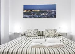 C&V Apartamentos - Horno de Marina - Granada - Bedroom