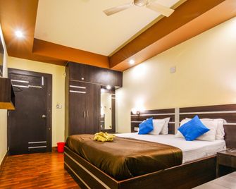 Hotel Kakkson Villa - Puri - Bedroom