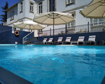 布拉加花園別墅酒店 - 布拉加 - 布拉加 - 游泳池