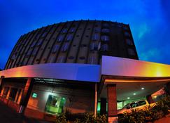 Biss Inn Hotel - Goiânia - Toà nhà