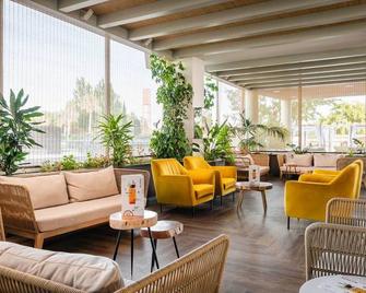 Alegria Caprici Verd - Santa Susanna - Oleskelutila