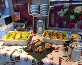 Bella Vista Guest Center Pays Basque - Hendaye - Buffet