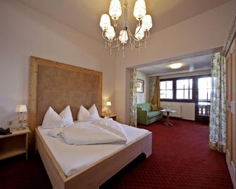 Alpenparks Hotel & Apartment Sonnleiten - Saalbach - Bedroom