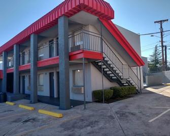Time Motel - Nogales - Building