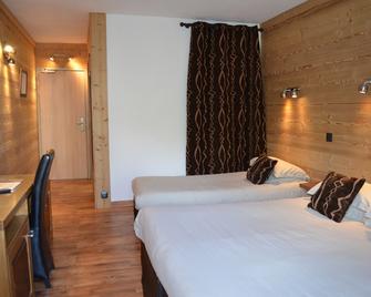 Hôtel Edelweiss - בריאסו - חדר שינה