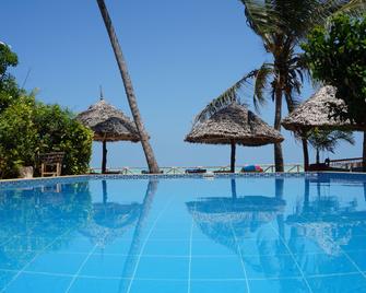 Casa del Mar Hotel Zanzibar - Jambiani - Bazén