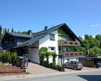 Pension Sonnenheim - Winterberg - Gebäude