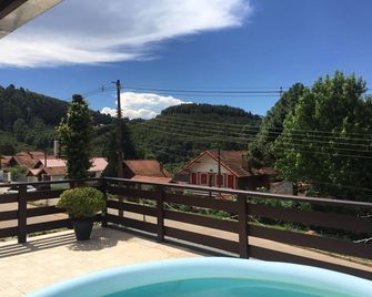 Estalagem Brumone - Monte Verde - Balcón