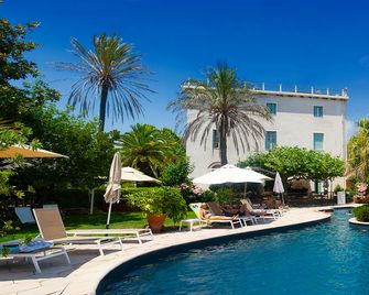 La Solenzara Hôtel - Sari-Solenzara - Gebäude
