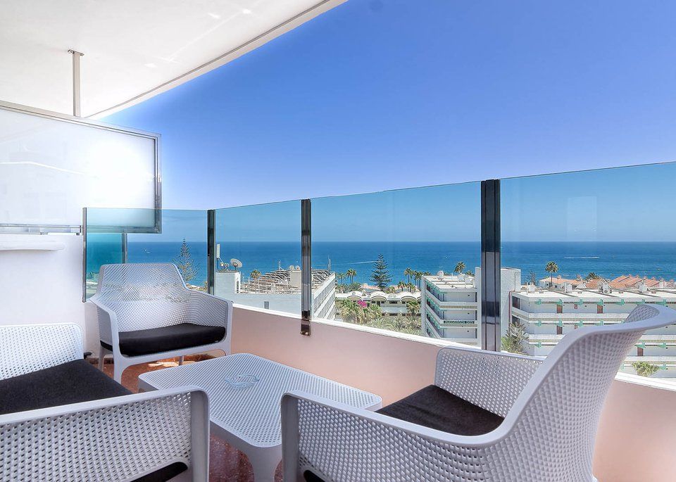 بل إسكوريال آند سبا