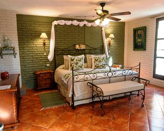 Hotel San Borja B&B - San Miguel de Allende - Bedroom