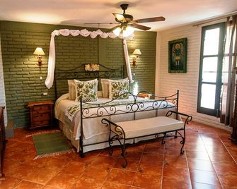 Hotel San Borja B&B - San Miguel de Allende - Bedroom