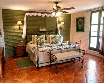 Hotel San Borja B&B - San Miguel de Allende - Bedroom
