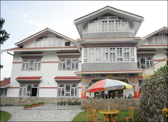 Hotel Red Palace Hotel & Resort - Pelling - Bâtiment