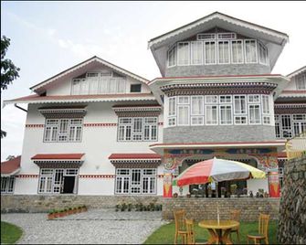 Hotel Red Palace Hotel & Resort - Pelling - Bâtiment