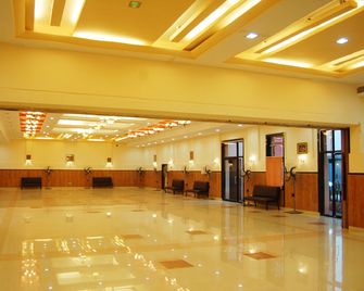 Utsav Hotels and Banquets Bolpur - Bolpur - Banquet hall