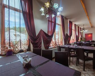 Complex Alutus -Camere De Inchiriat - Mangalia - Restaurant