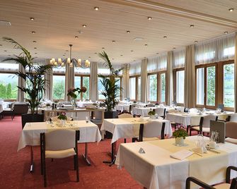 Hotel Kurhaus am Sarnersee - Sarnen - Restaurant