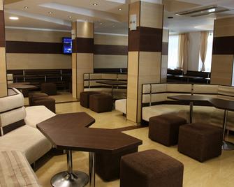 卡薩布蘭卡酒店 - 奧布佐爾 - 住宿便利設施