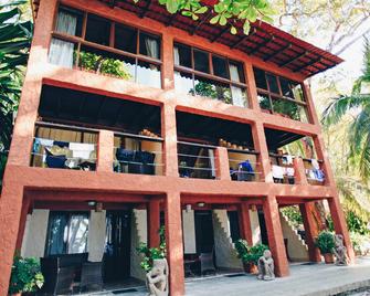Ylang Ylang Beach Resort - Montezuma - Edificio