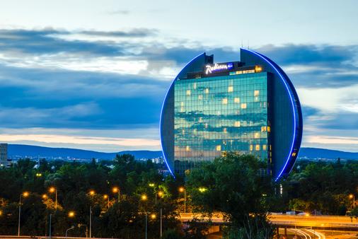Radisson Blu Hotel, Frankfurt am Main - Frankfurt/ Main - Toà nhà