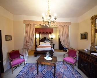 Le Manoir De Montesquiou - La Malène - Bedroom