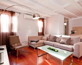 Smartrental Atocha - Madrid - Living room
