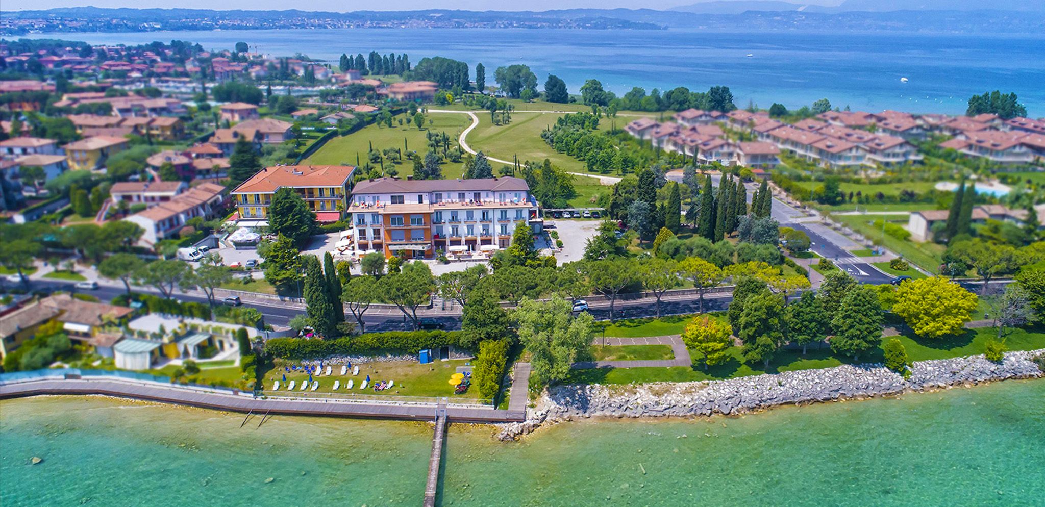 Hotel Mirabello - Sirmione - Vista del exterior