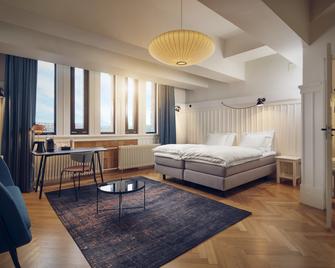 Lloyd Hotel & Cultural Embassy - Amsterdam - Bedroom