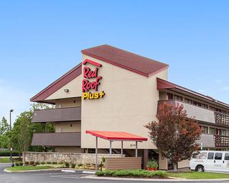 Red Roof Plus+ Nashville Airport - Nashville - Building