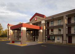 Red Roof PLUS+ Birmingham East - Irondale/Airport - Irondale - Building