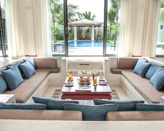 Allezboo Beach Resort & Spa - Mũi Né - Sala de estar