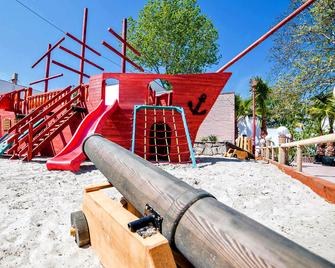 Pirates Resort - Mamaia - Servicio de la propiedad