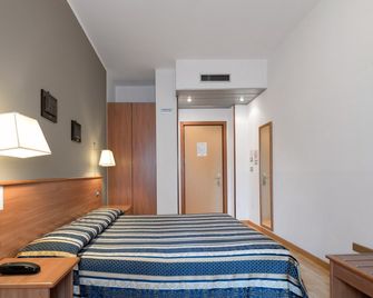 Hotel Piccolo - Verona - Schlafzimmer