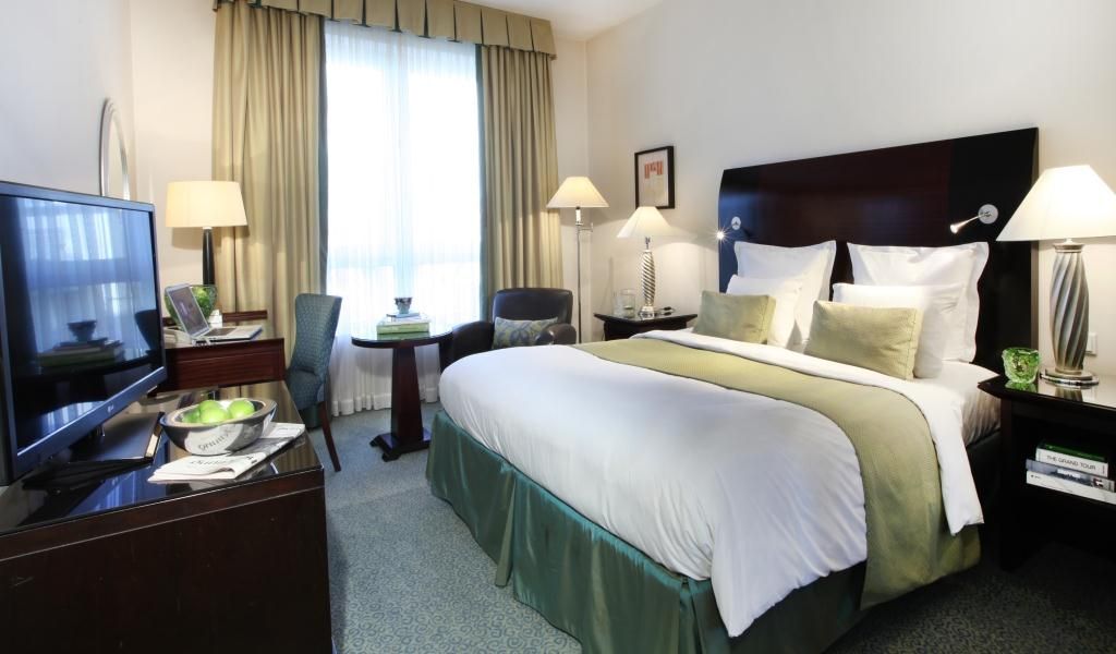 Lindner Hotel City Plaza - Cologne - Bedroom