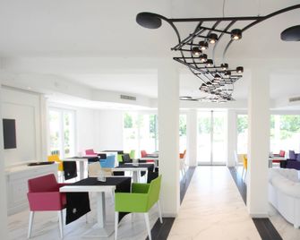 Ludwig Boutique Hotel - בולסנה - טרקלין
