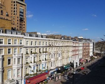 Cromwell International Hotel - London - Bygning