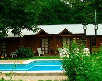 Hosteria Rural Piedra y Camino - Nono - Edificio