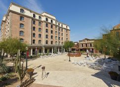 Portaventura Hotel Gold River - Theme Park Tickets Included - Salou - Gebouw