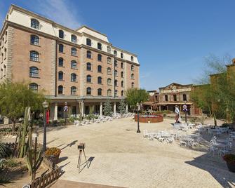 Portaventura Hotel Gold River - Theme Park Tickets Included - Salou - Bygning